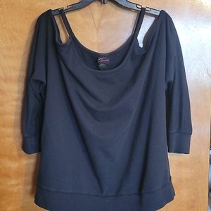 Torrid Cold Shoulder Top Size 14-16